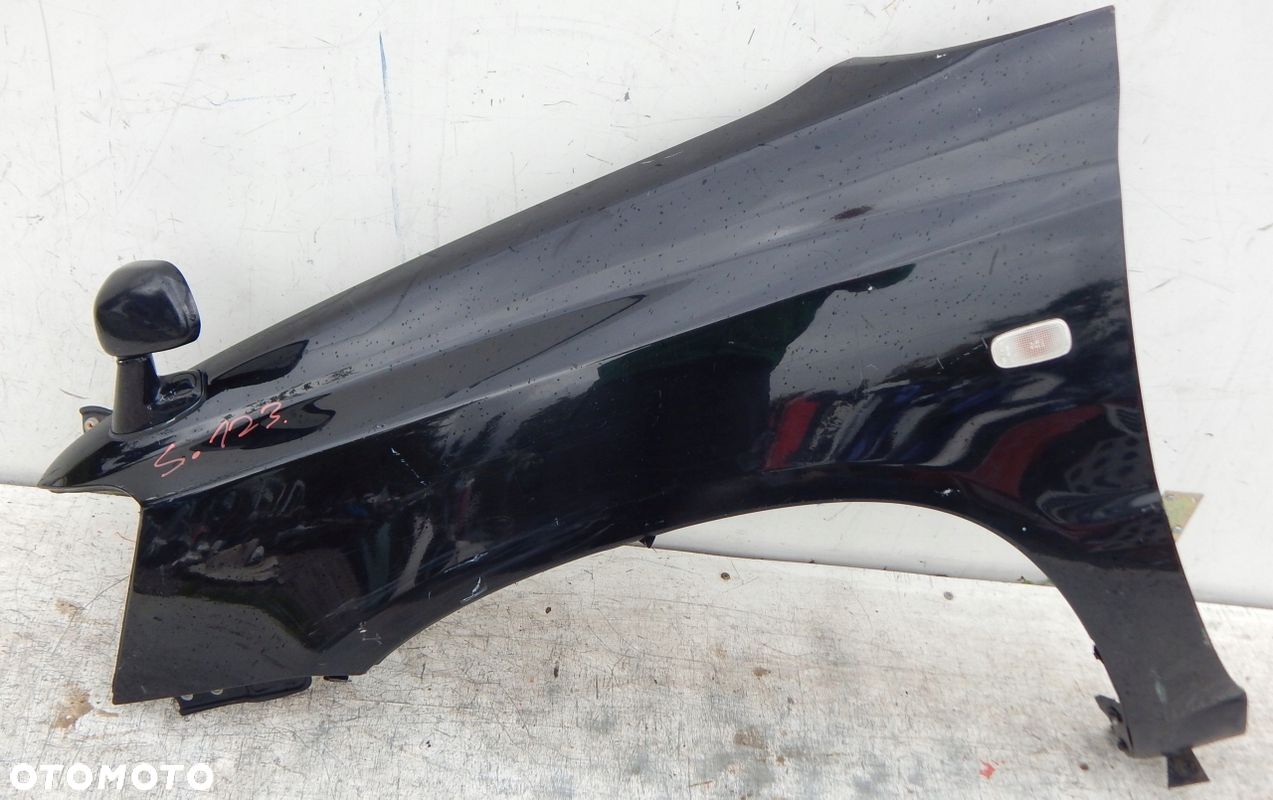 Toyota Highlander Kluger Błotnik lewy przedni przó - 1