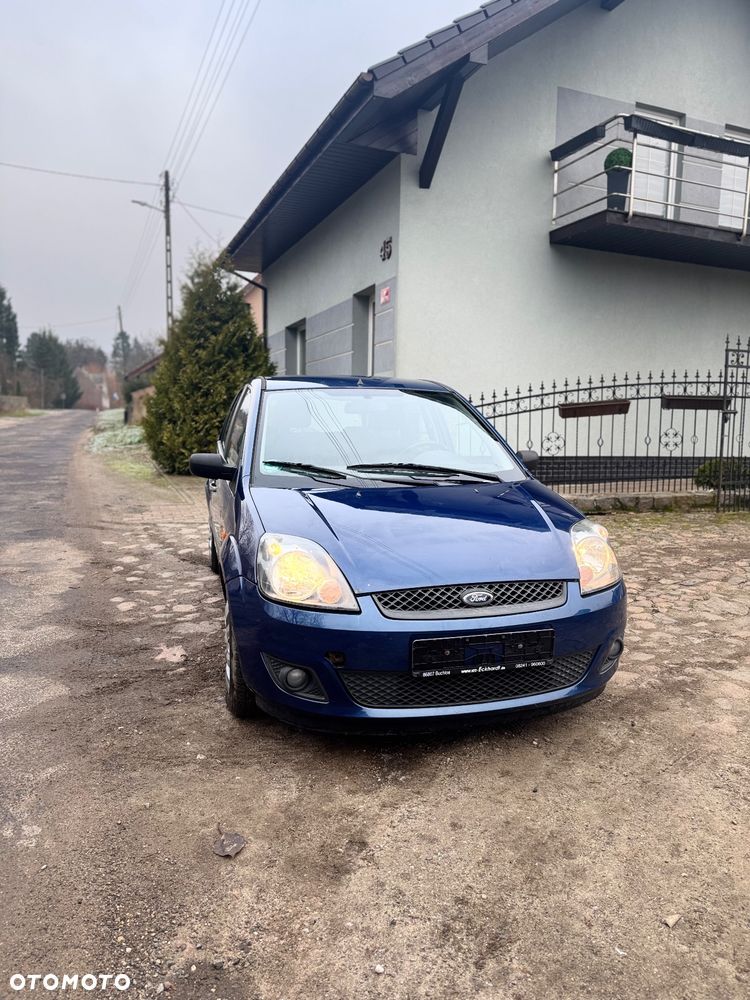 Ford Fiesta - 2