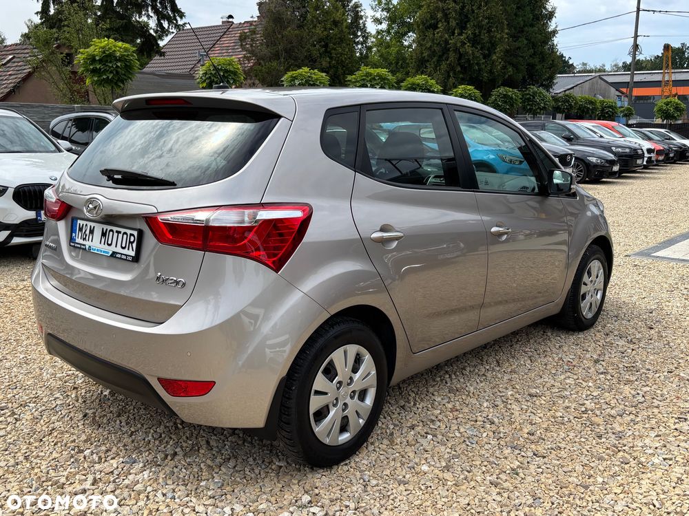 Hyundai ix20 1.6 blue YES Gold - 8