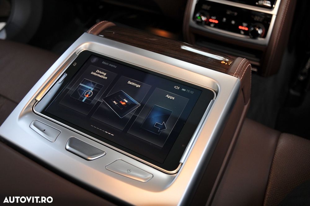 BMW Seria 7 740e iPerformance - 25