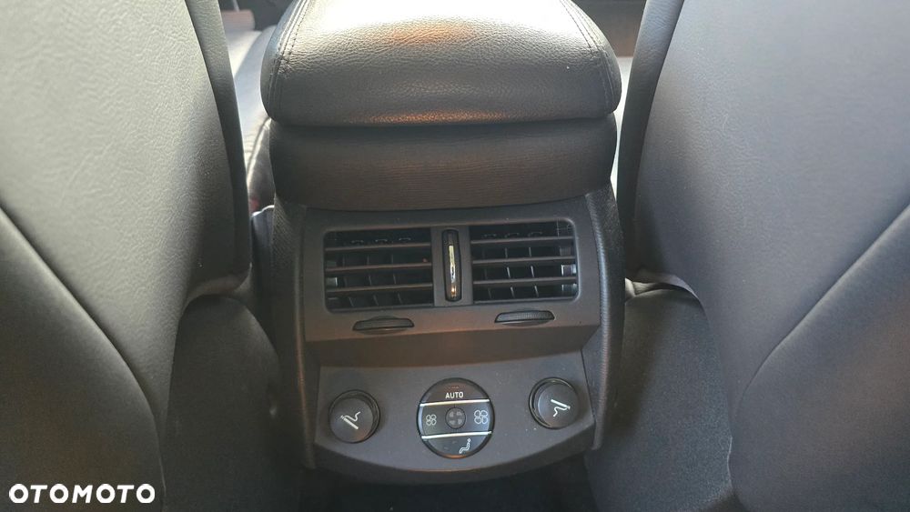 Citroën C6 2.7 HDi 24V Exclusive - 27