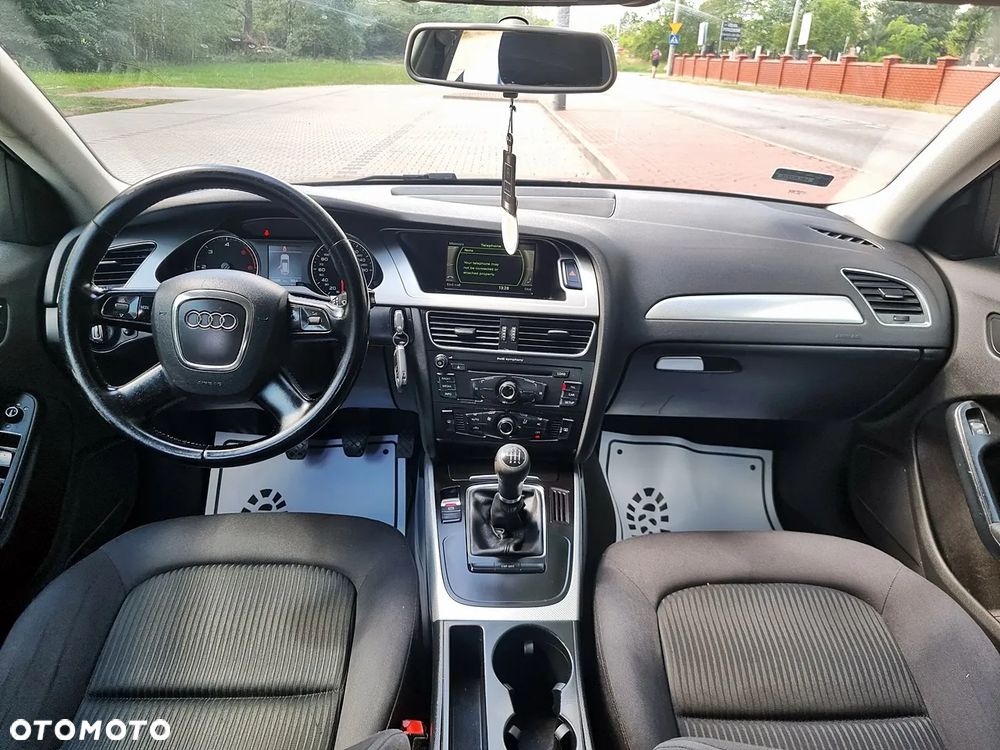 Audi A4 Avant 2.0 TDI Limited Edition - 8