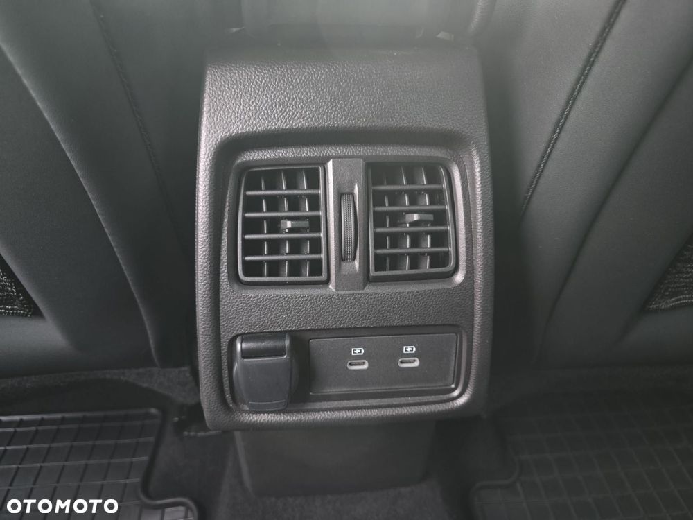 Renault Captur 1.0 TCe Techno - 23
