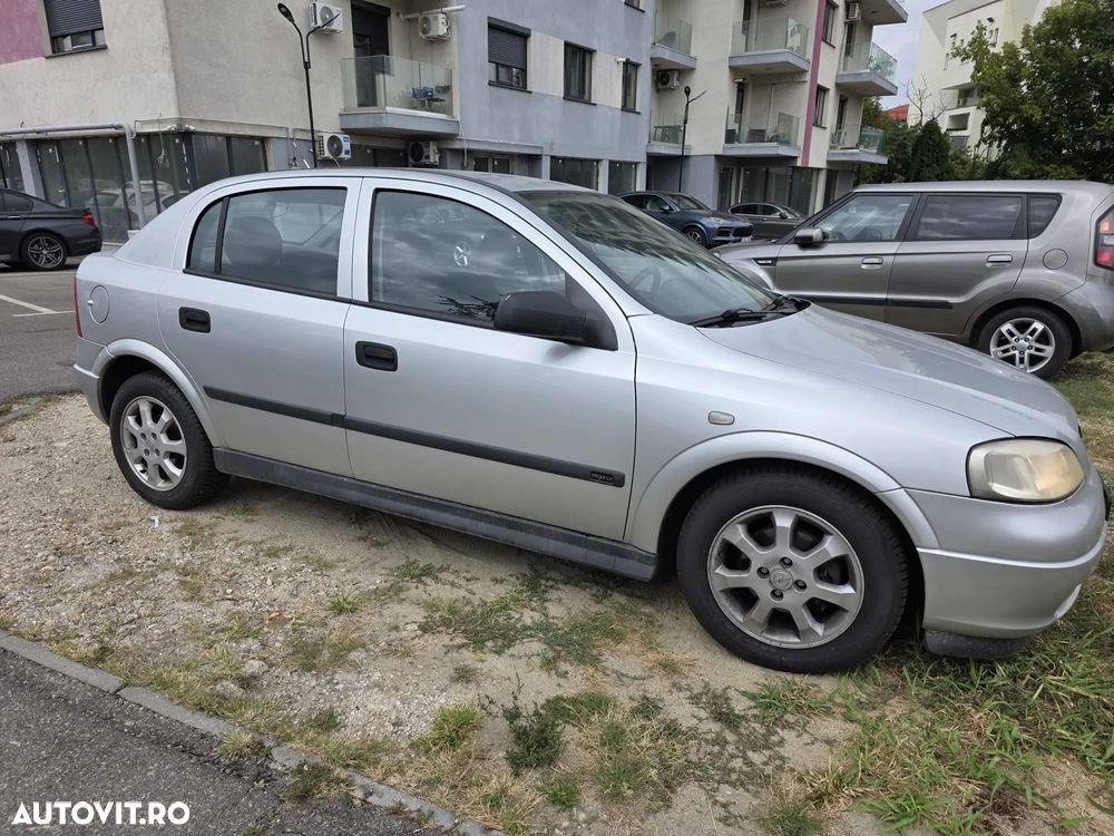 Opel Astra - 4
