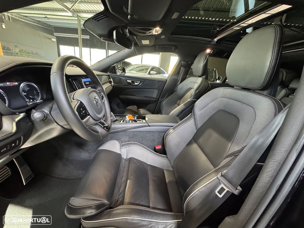 Volvo V60 2.0 T6 AWD TE R-Design - 33