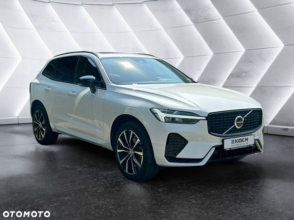 Volvo XC 60 B4 B Plus Dark - 4