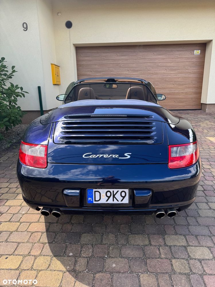 Porsche 911 Carrera S - 6