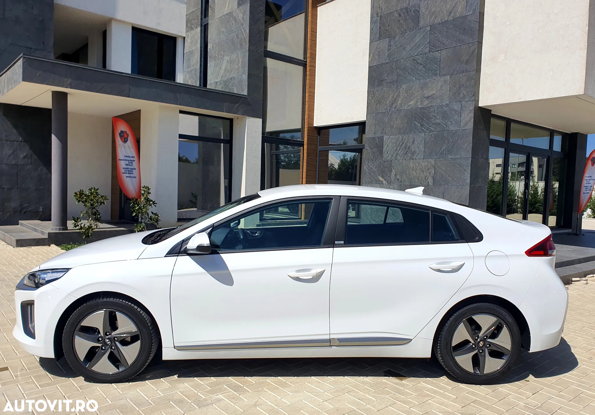 Hyundai IONIQ Plug-in-Hybrid 1.6 GDI Style - 5