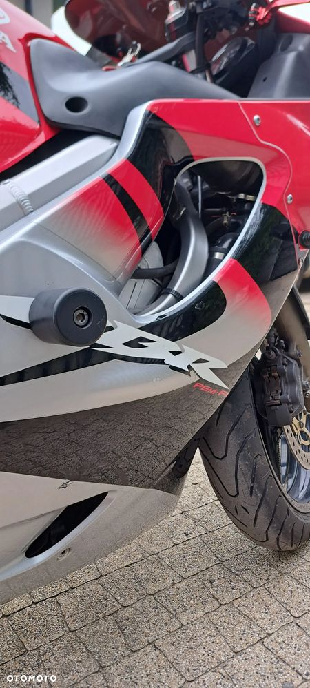 Honda CBR - 21