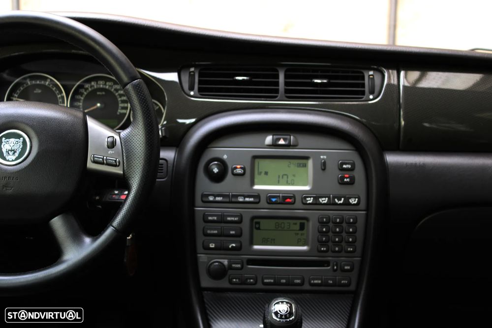 Jaguar X-Type 2.2 D Classic - 19