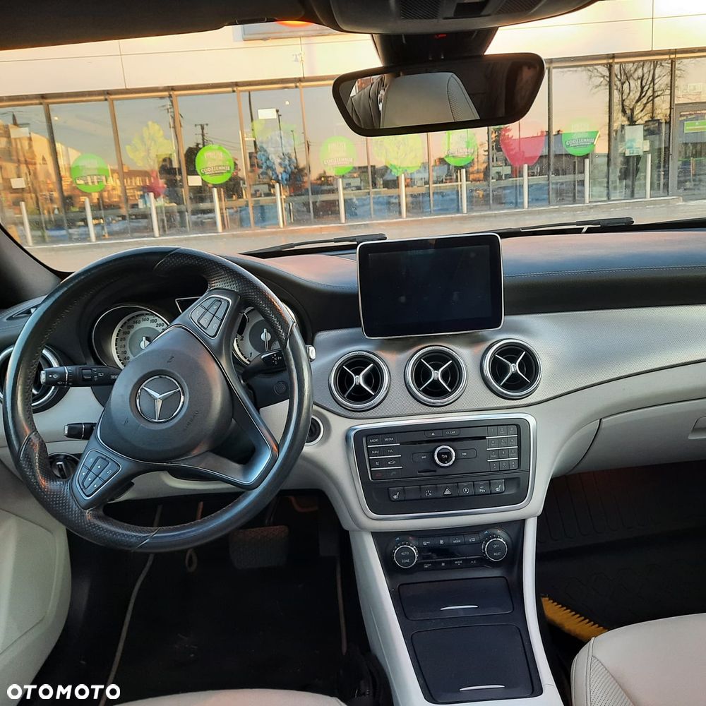 Mercedes-Benz CLA 200 d 7G-DCT SCORE - 6