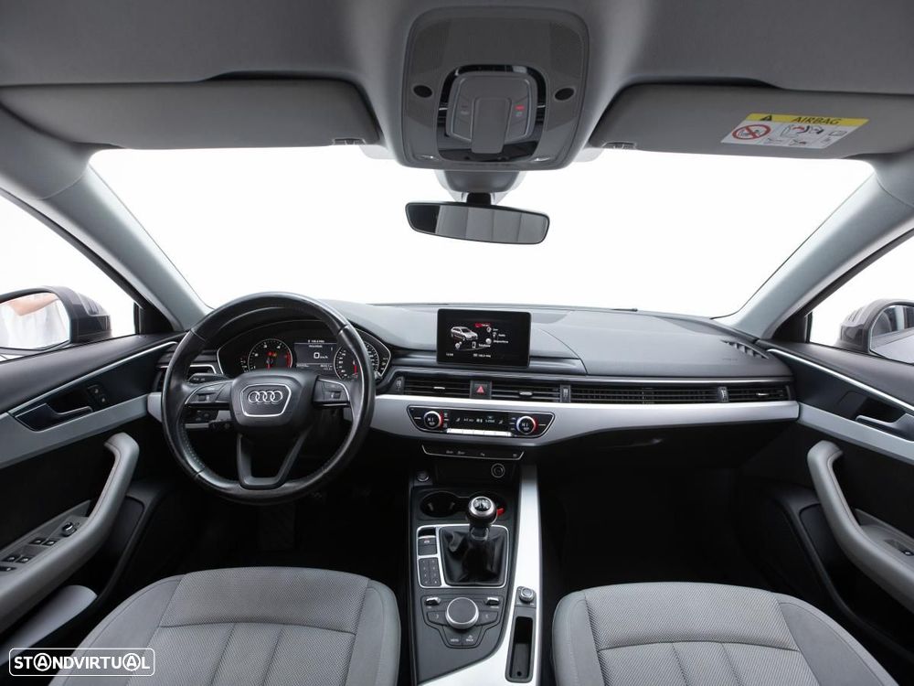 Audi A4 Avant 2.0 TDI Advance - 7