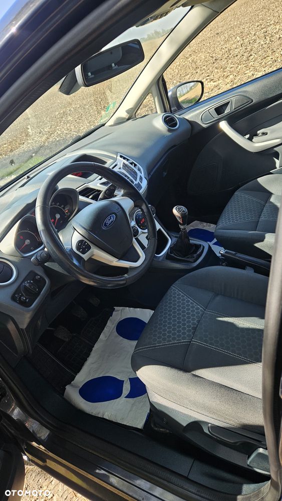 Ford Fiesta 1.25 Titanium - 16