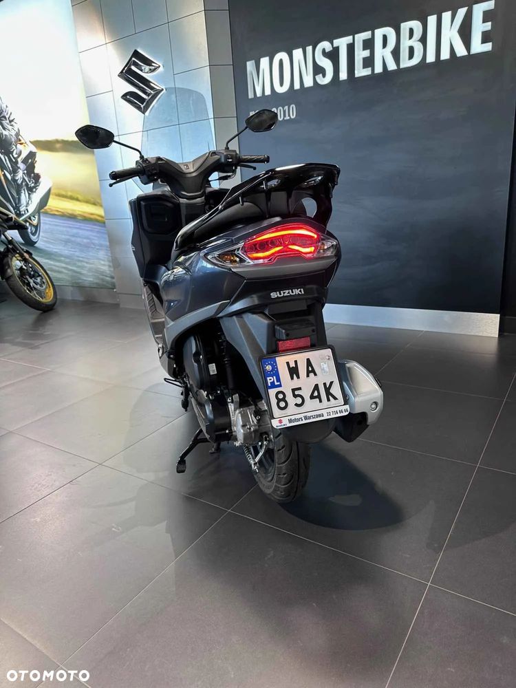 Suzuki Burgman - 8
