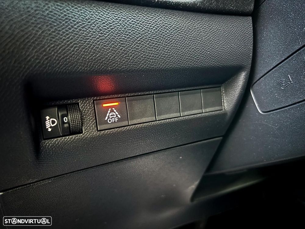 Peugeot e-208 50 kWh Style - 18