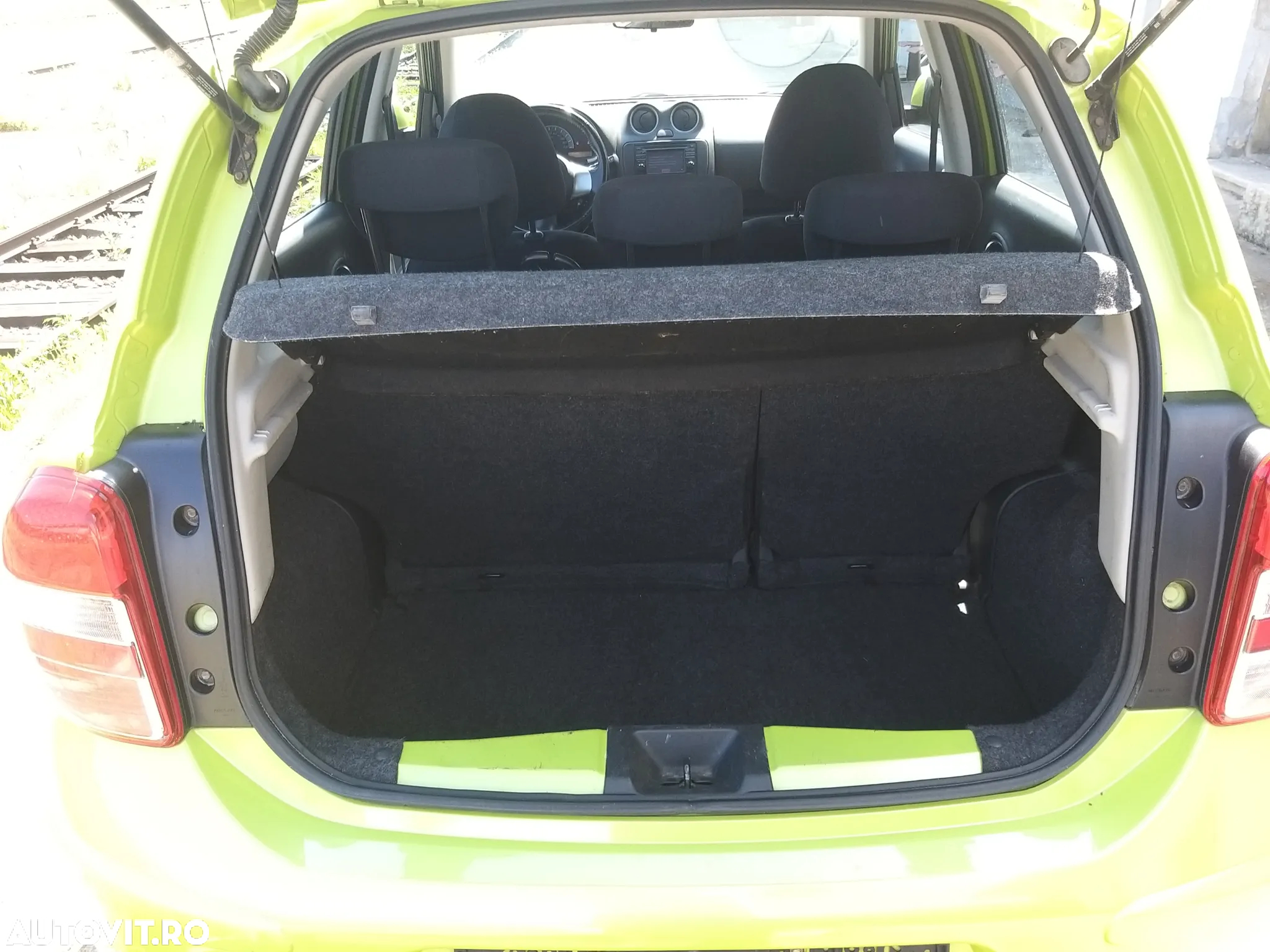 Nissan Micra 1.2 Tekna - 11