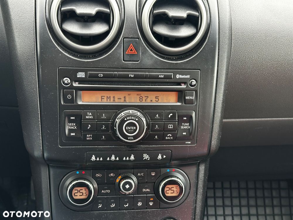 Nissan Qashqai 1.6 Tekna - 28