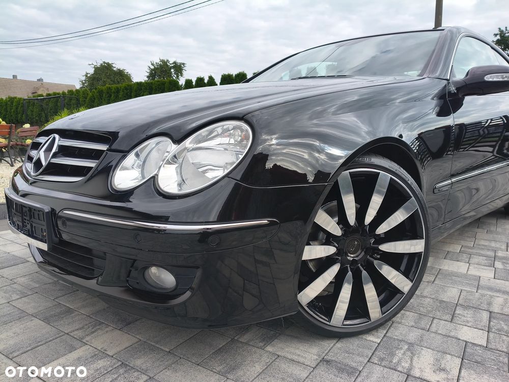 Mercedes-Benz CLK - 39