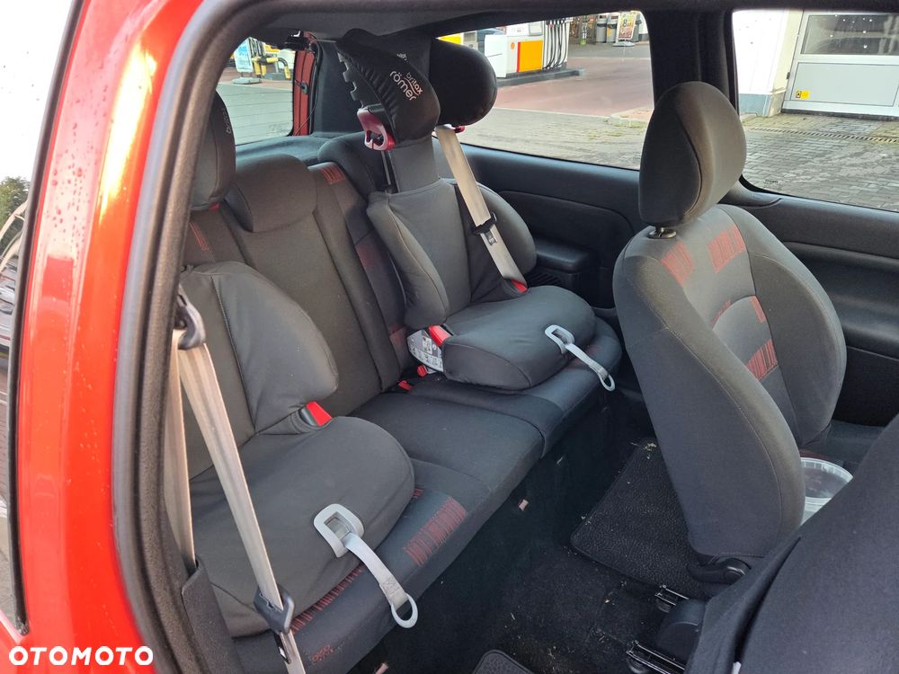 Renault Clio 1.4 Extreme - 12