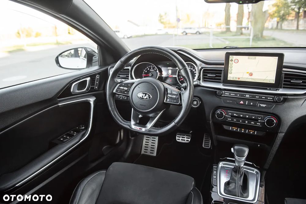 Kia ProCeed 1.4 T-GDI DCT7 OPF GT LINE - 30