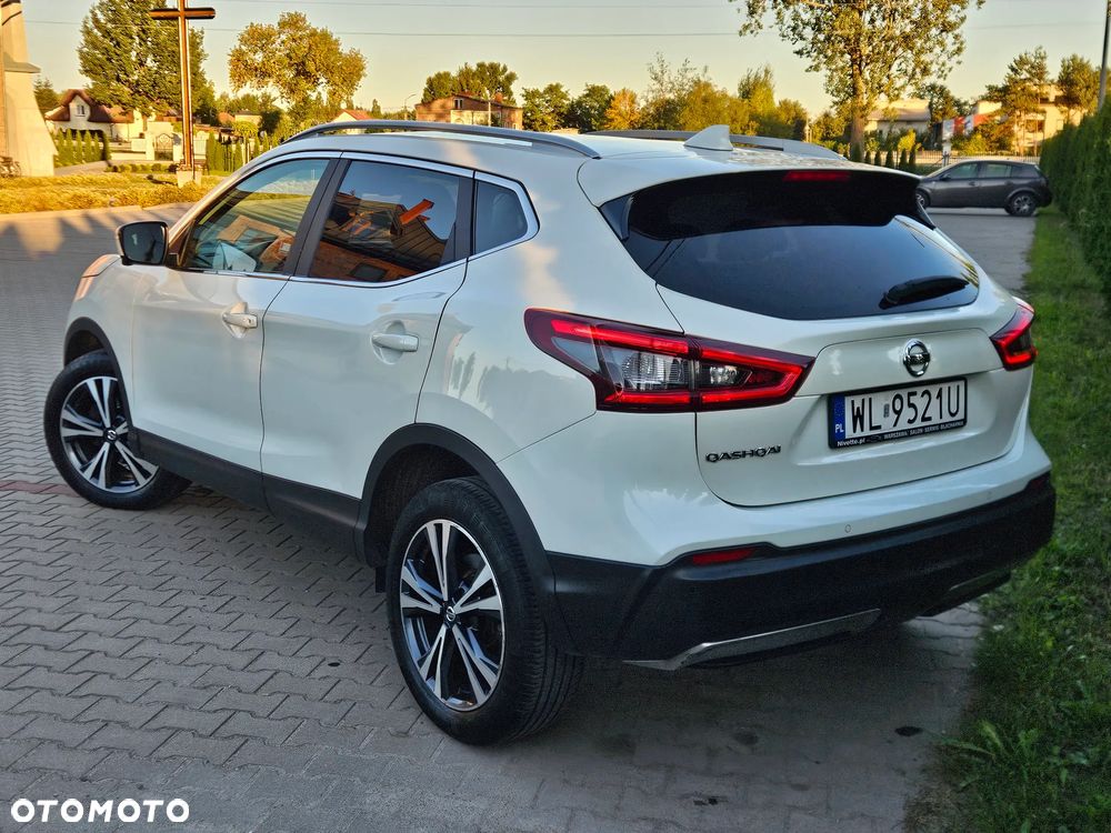 Nissan Qashqai 1.2 DIG-T N-Connecta Xtronic EU6 - 3