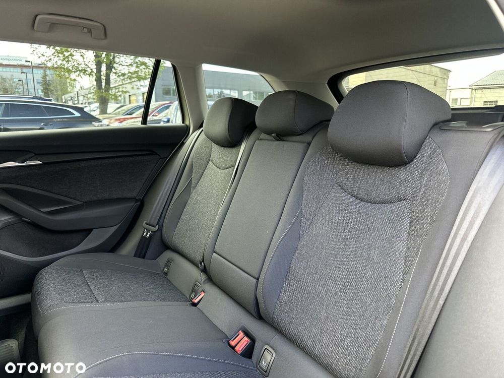 Skoda Superb 1.5 TSI mHEV Essence DSG - 38
