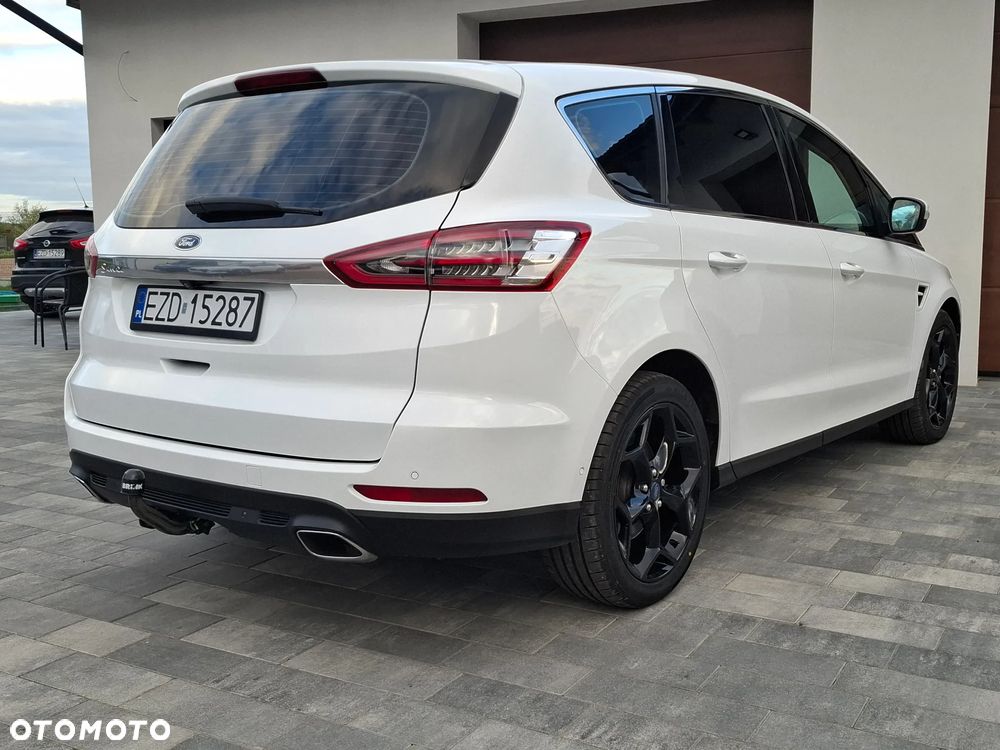Ford S-Max 2.0 TDCi Titanium PowerShift - 25