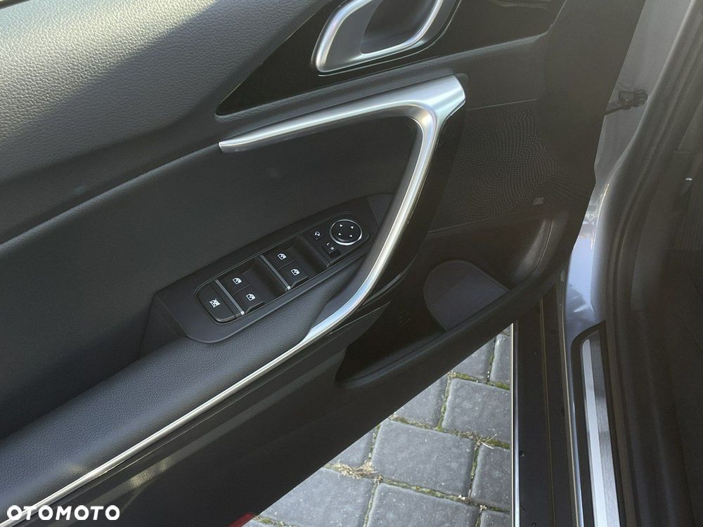 Kia XCeed 1.5 T-GDI Business Line DCT - 9