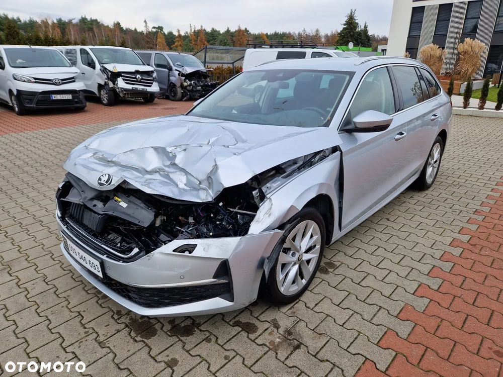 Skoda Octavia 2.0 TDI DSG Selection - 6