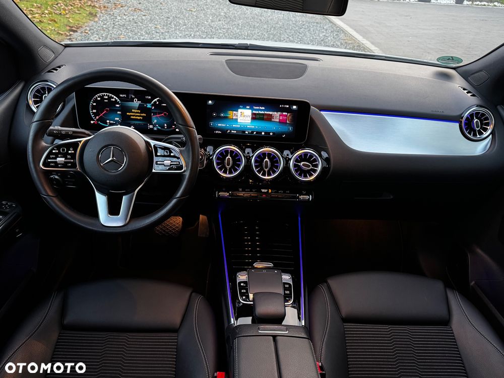 Mercedes-Benz Klasa B 200 7G-DCT Edition 19 - 21