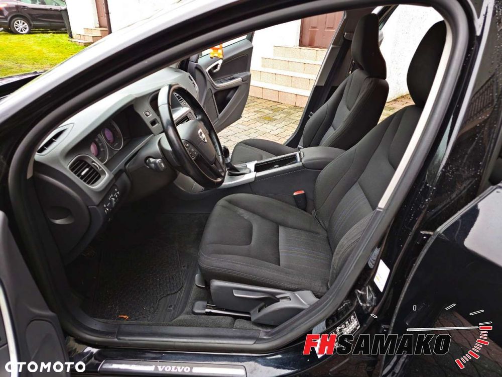 Volvo V60 - 31