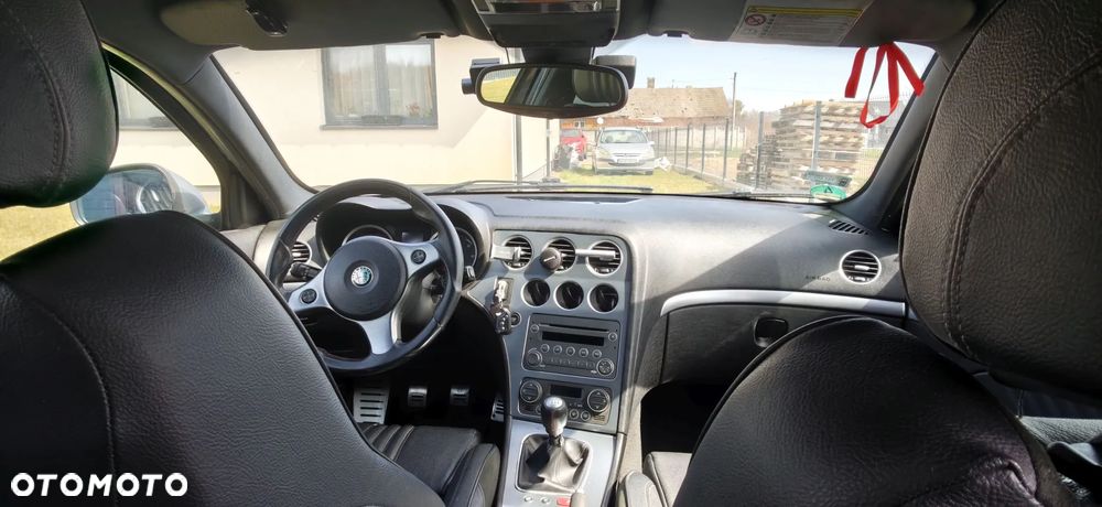 Alfa Romeo 159 2.4JTDM ti - 7