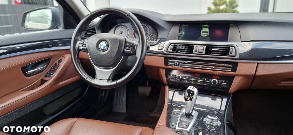 BMW Seria 5 520d Sport-Aut - 3