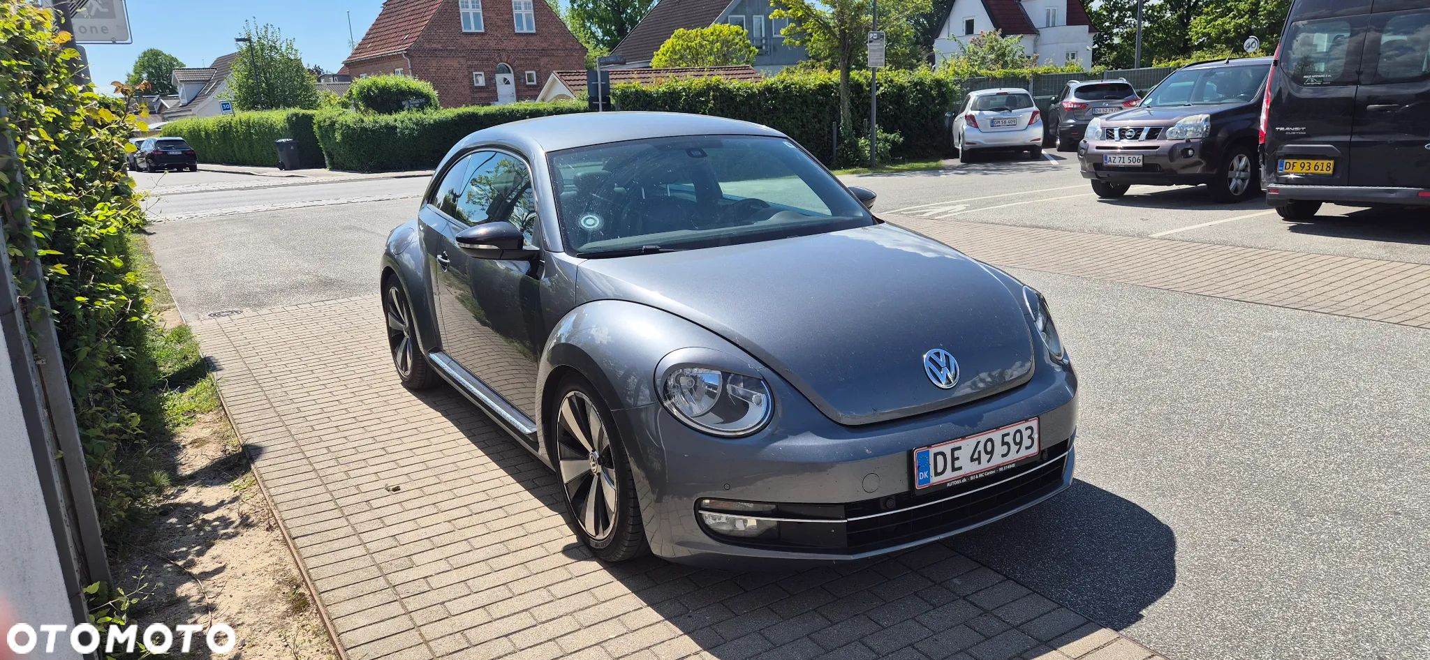 Volkswagen New Beetle - 1