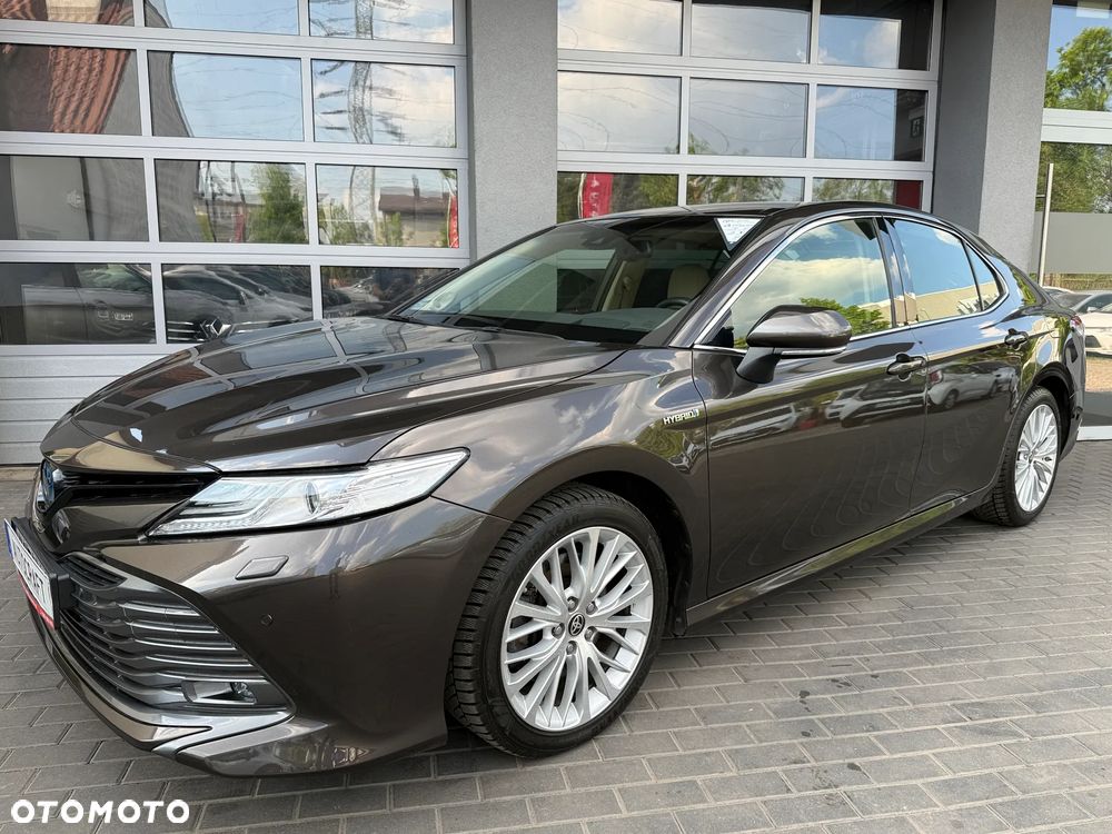 Toyota Camry 2.5 Hybrid Executive CVT - 3