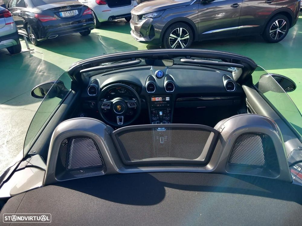 Porsche 718 Boxster 2.0 T PDK - 12