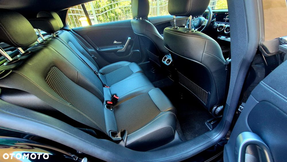 Mercedes-Benz CLA 250 e 8G-DCT Progressive Line Advanced - 24