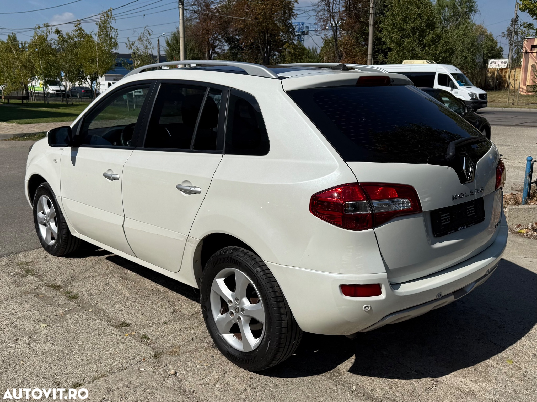 Renault Koleos 2.0 dCI 4X4 Privilege Aut - 9
