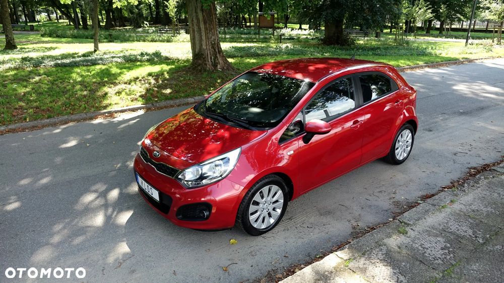 Kia Rio - 26