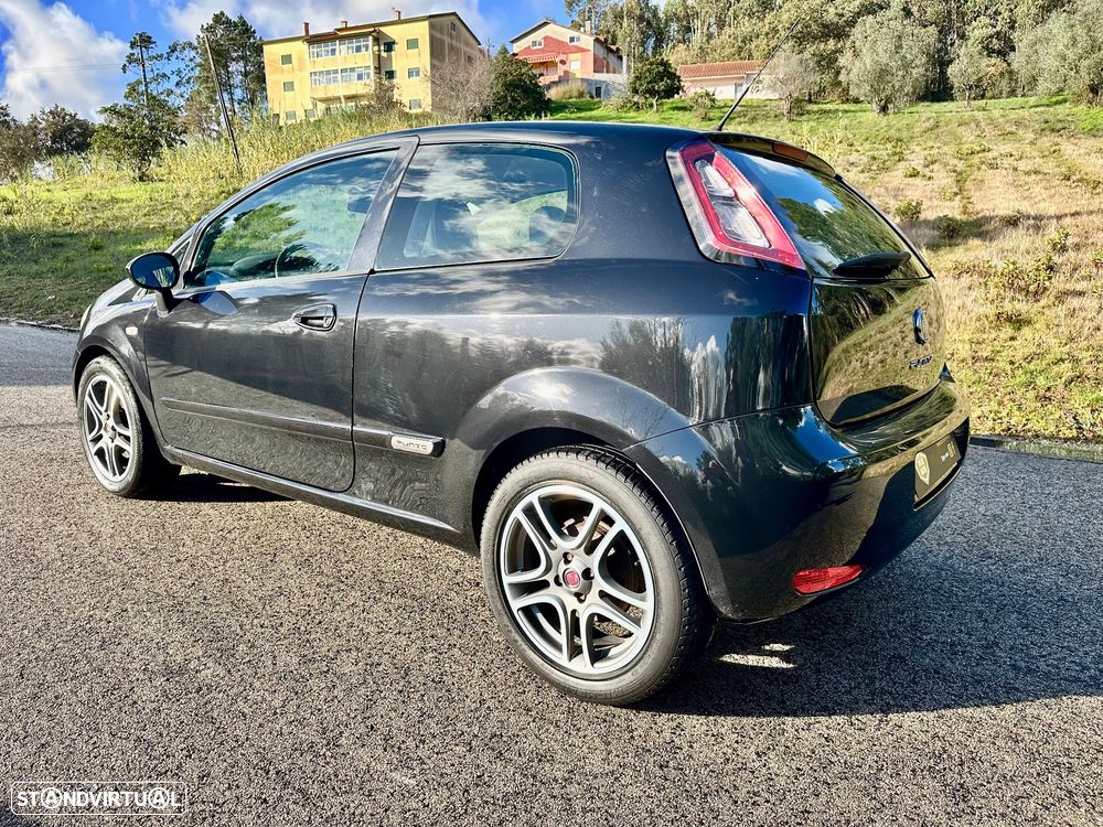 Fiat Punto Evo 1.3 16V Multijet Dynamic S&S - 2