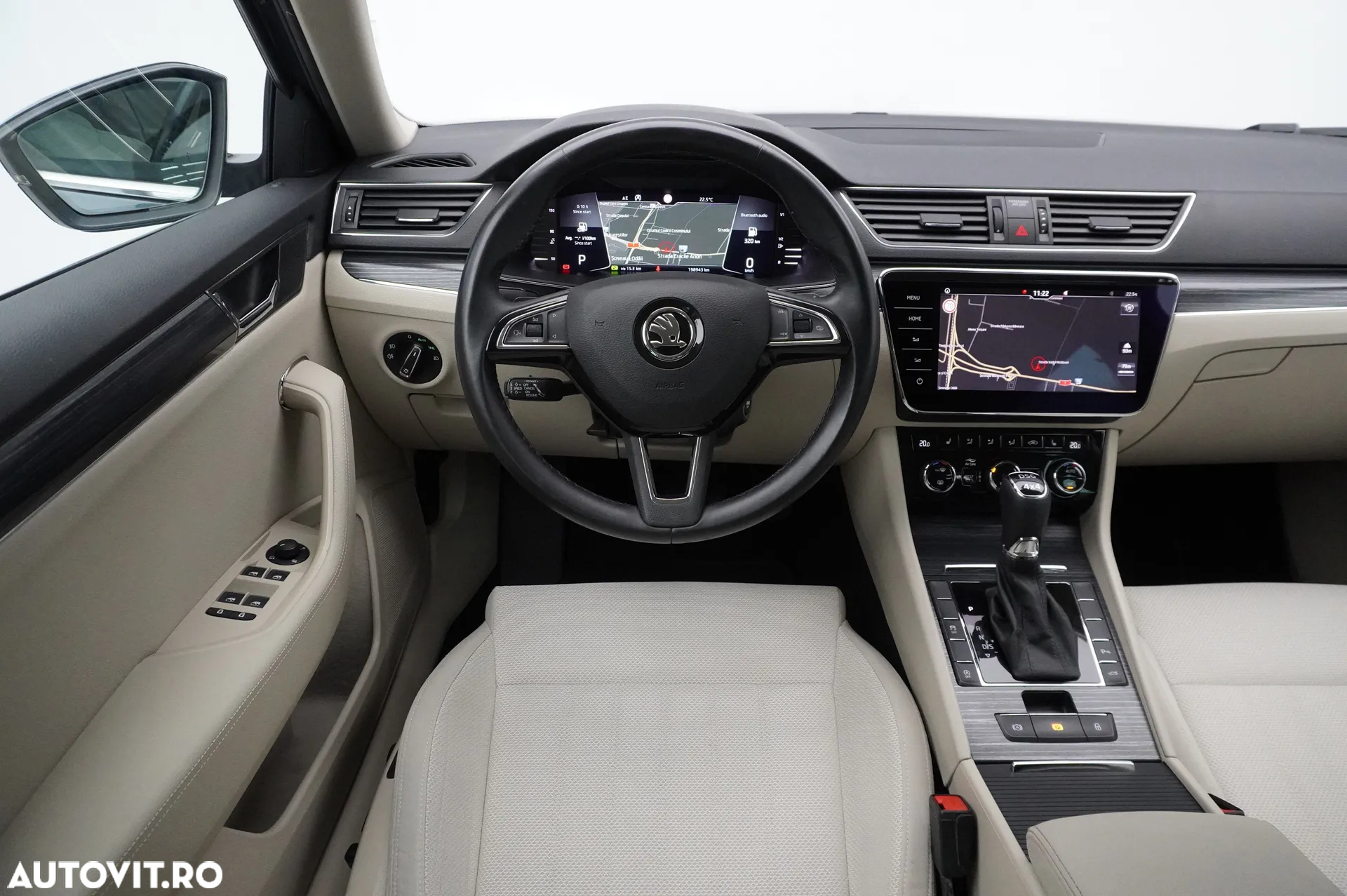 Skoda Superb 2.0 TDI 4X4 DSG Style - 17