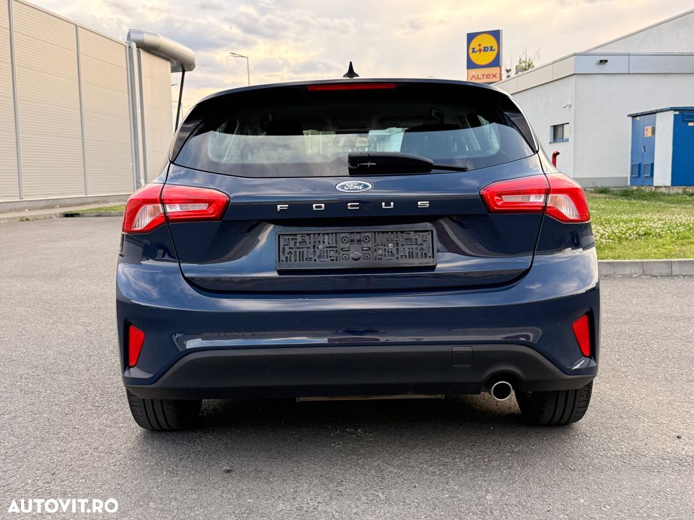 Ford Focus - 6