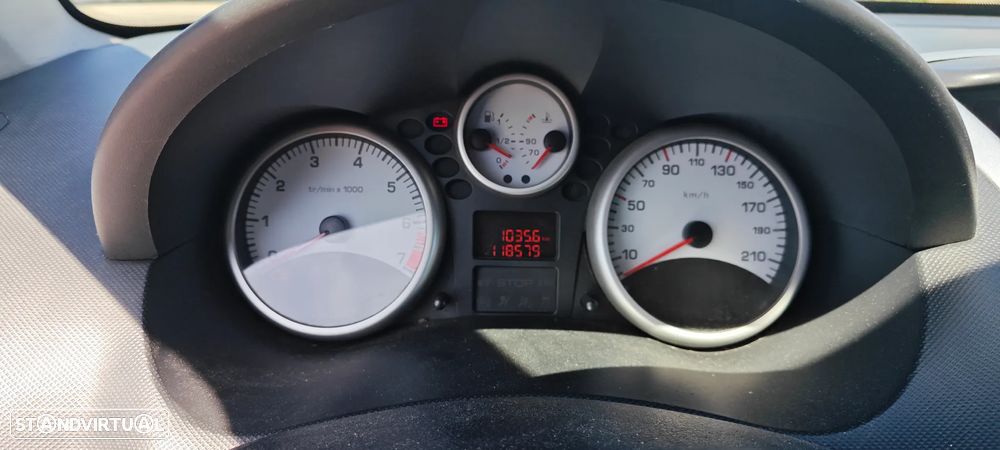 Peugeot 206+ 1.1 Urban - 15