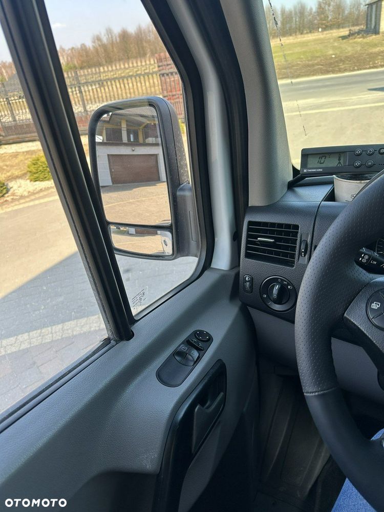 Mercedes-Benz Sprinter - 29