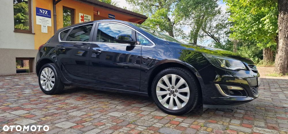 Opel Astra 1.4 Turbo Cosmo - 12