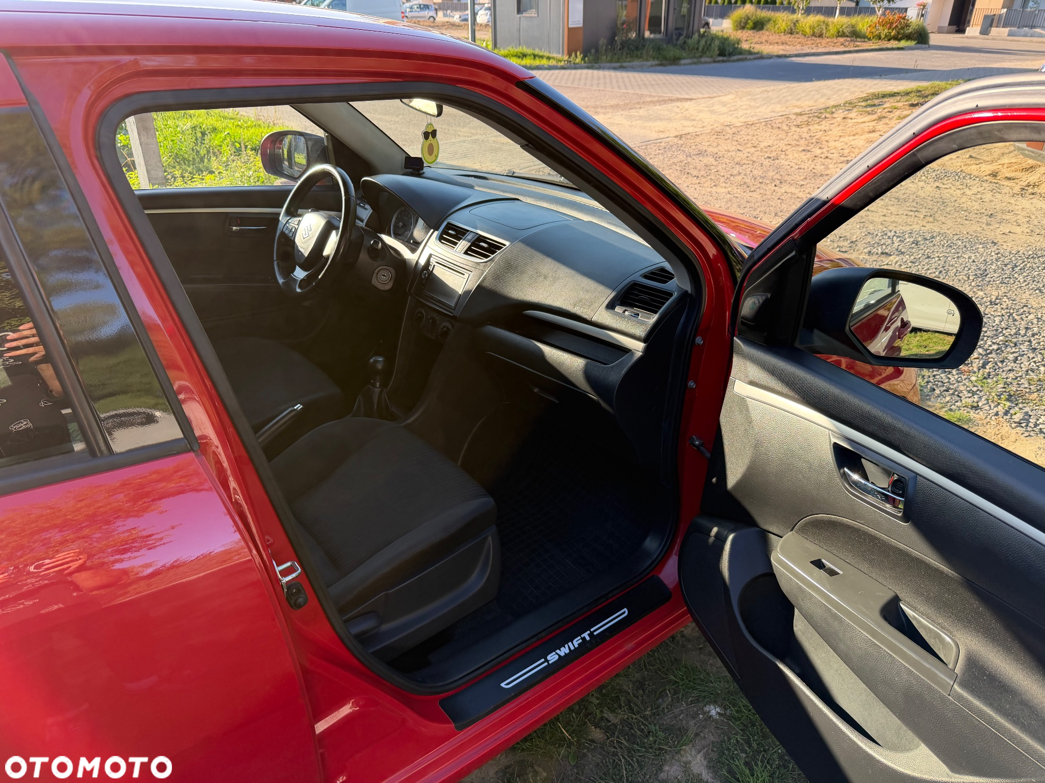 Suzuki Swift 1.2 Premium - 7