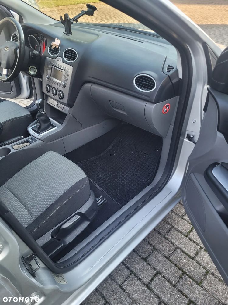 Ford Focus 1.6 TDCi cDPF Ghia - 7
