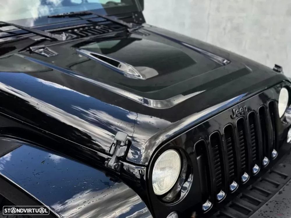 Jeep Wrangler Unlimited - 9