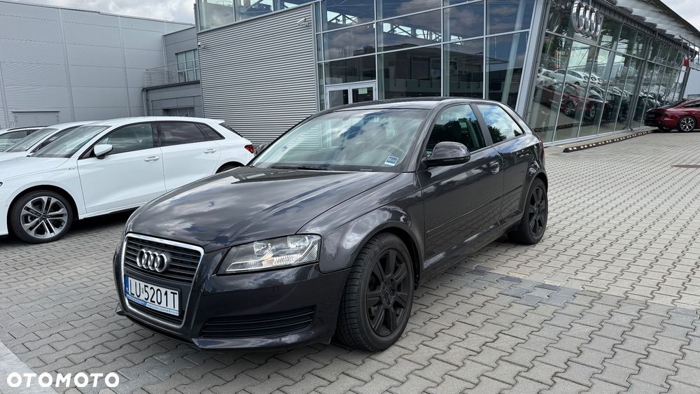 Audi A3 3-drzwiowe 1.6 Ambiente S tronic - 1