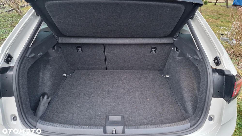 Volkswagen Taigo 1.5 TSI ACT Style DSG - 8